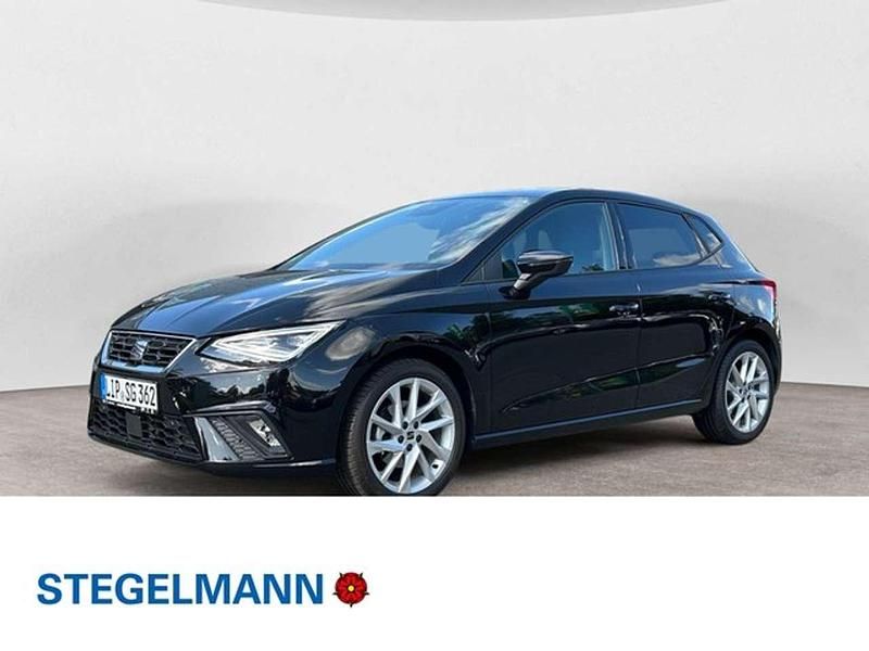 Schwarz (mitternachtsschwarz) Gebraucht 2025 Seat Ibiza FR Kleinwagen | 27.000 € - Bild 1/4