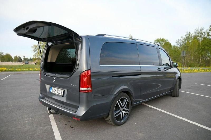 Gebraucht Mercedes V250 Avantgarde 190 PS (139 kW) 2016 Grau Van / Kleinbus