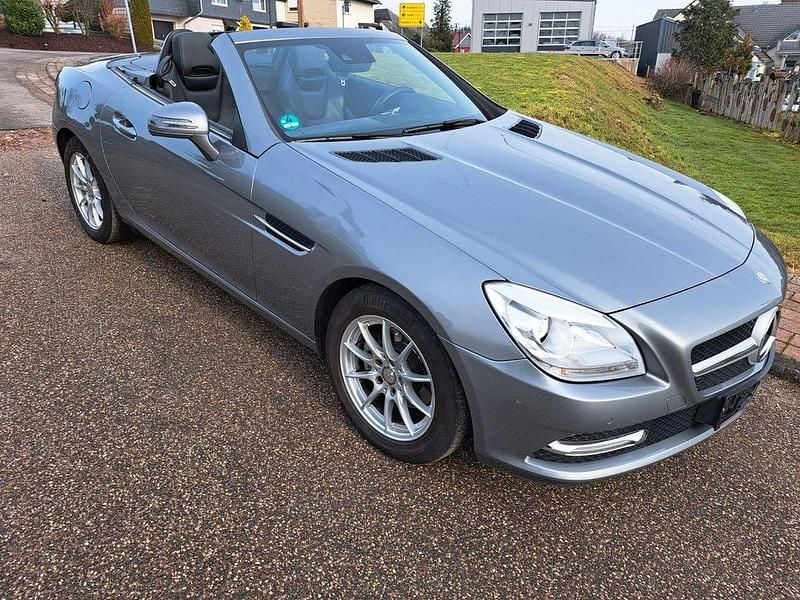 Gebraucht Mercedes SLK200 184 PS (135 kW) 2013 Grau Cabrio