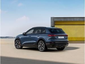 Neu Audi Q6 e-tron 314 kW (428 PS) 2026 Blau (plasmablau metallic) SUV