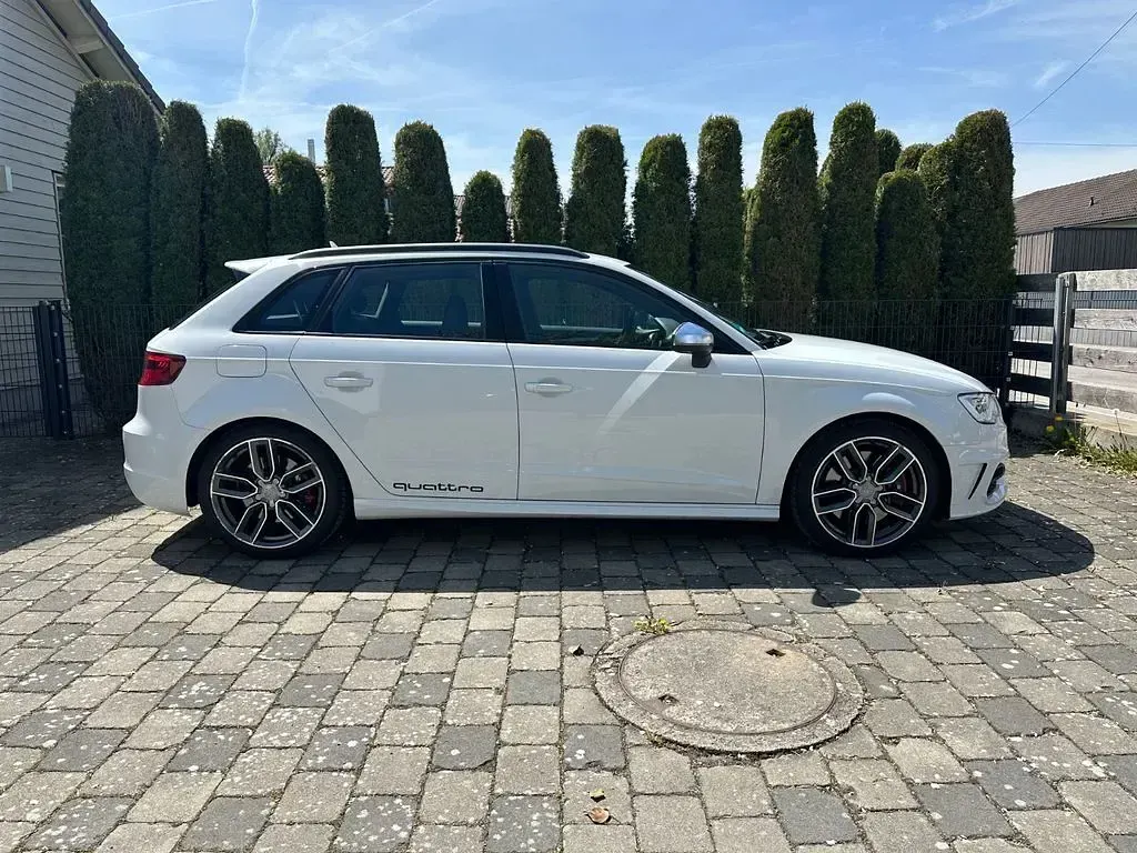Gebraucht Audi S3 Sport 300 PS (220 kW) 2015 Weiß Limousine