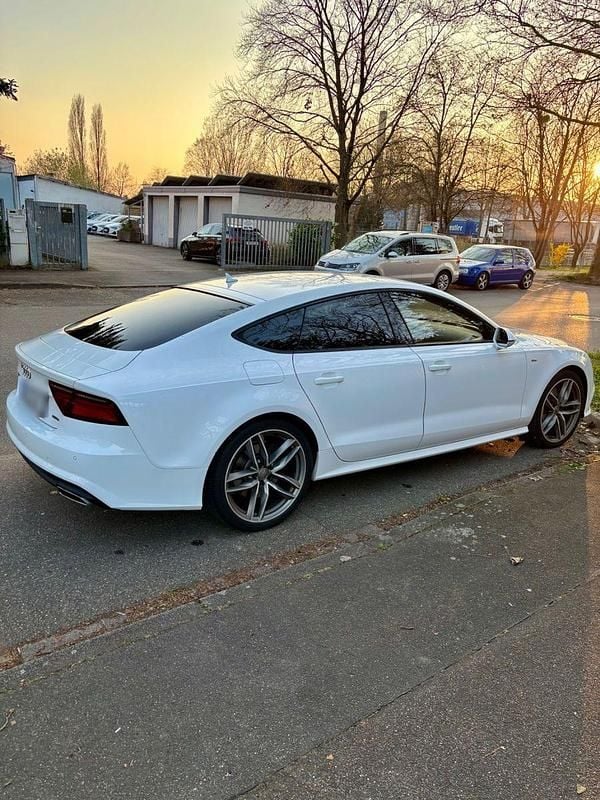 Gebraucht Audi A7 Sportback 320 PS (235 kW) 2015 Weiß Kleinwagen