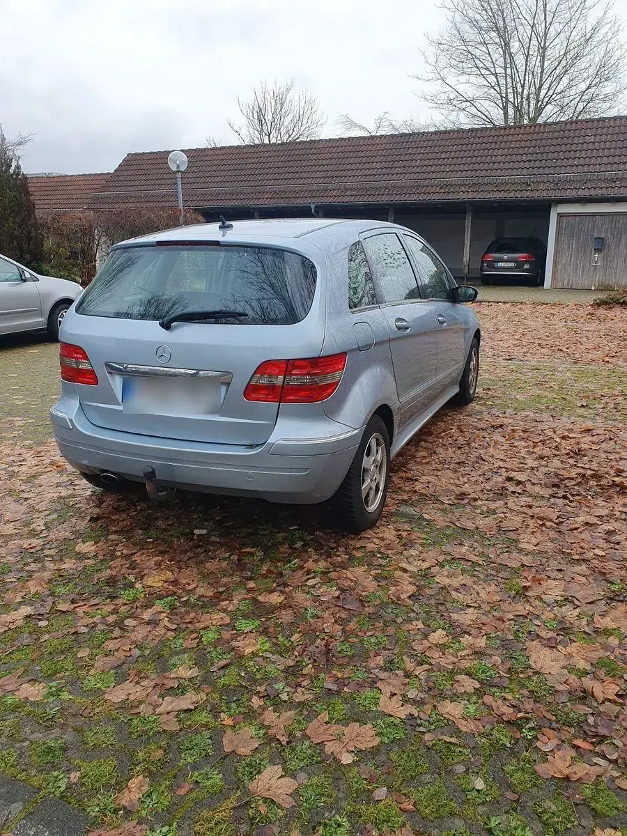 Gebraucht Mercedes B170 116 PS (85 kW) 2006 Blau Van / Kleinbus
