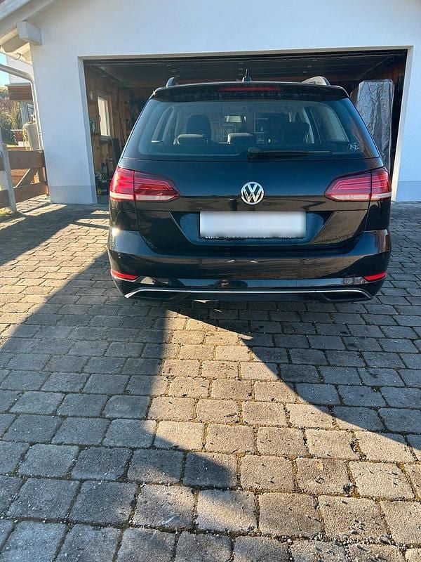 Gebraucht VW Golf VII 150 PS (110 kW) 2019 Schwarz Kombi