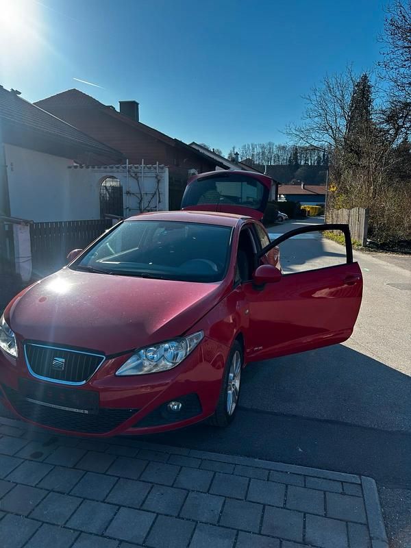 Gebraucht Seat Ibiza 105 PS (77 kW) 2011 Rot Coupé