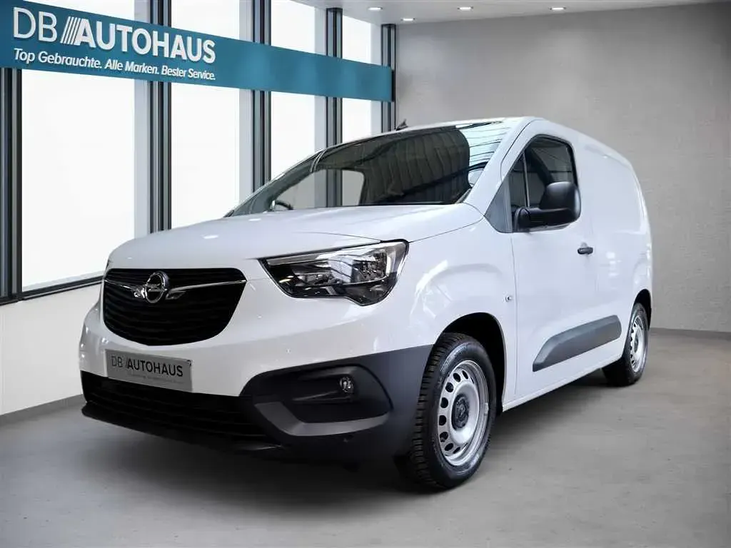 Gebraucht Opel Combo Edition 102 PS (75 kW) 2022 Van / Kleinbus