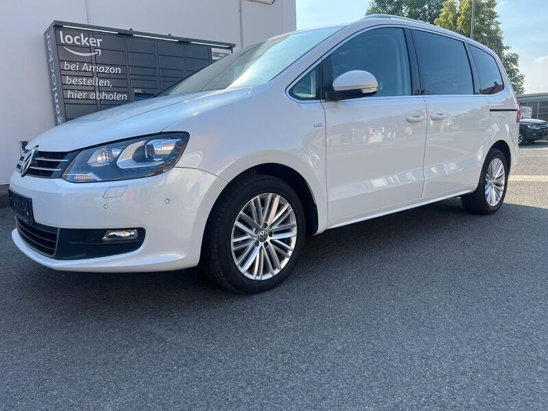 Weiß Gebraucht 2014 VW Sharan Cup Van / Kleinbus | 10.999 € (Superpreis) - Bild 1/4