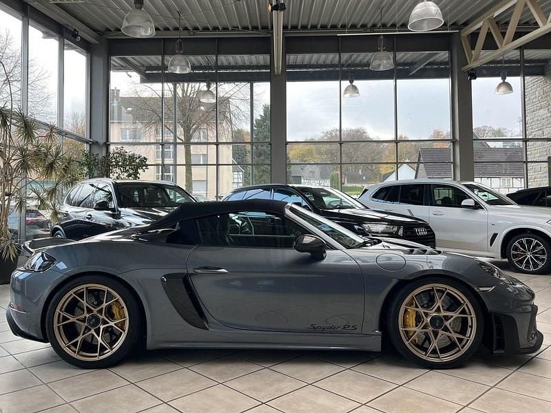 Gebraucht Porsche Boxster Spyder 500 PS (367 kW) 2024 Grau metallic Cabrio