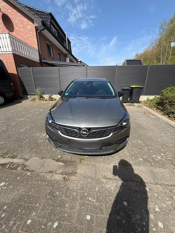 Gebraucht Opel Astra 145 PS (106 kW) 2021 Grau Kombi