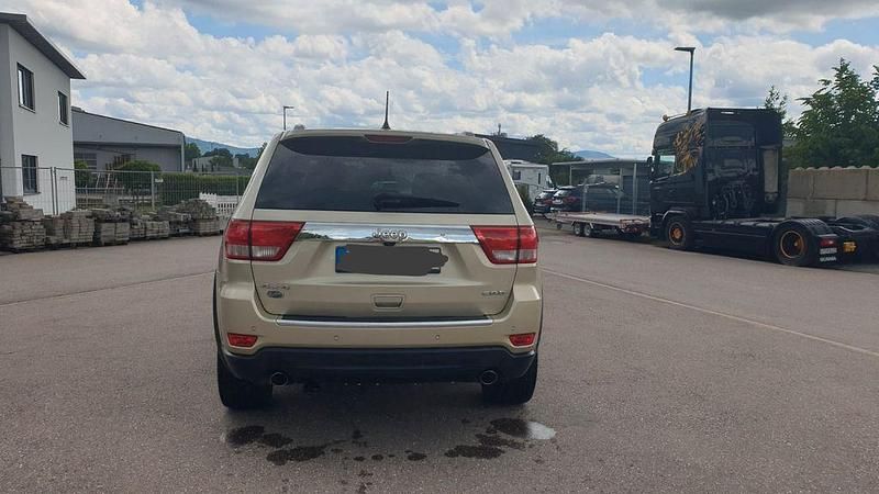 Gebraucht Jeep Grand Cherokee Overland 241 PS (177 kW) 2011 Gold SUV