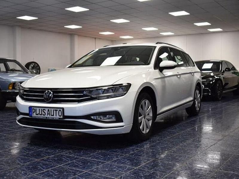 Gebraucht VW Passat Conceptline 150 PS (110 kW) 2021 Weiß Kombi