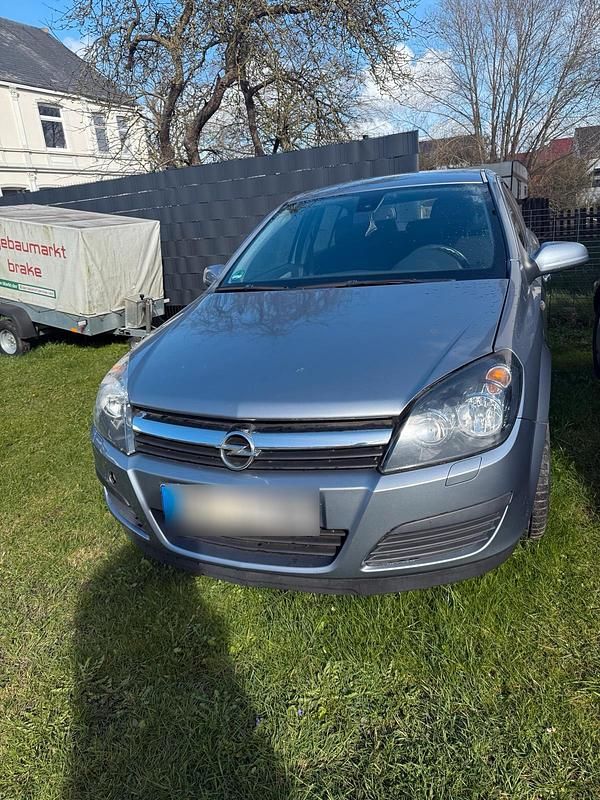 Gebraucht Opel Astra 2005 Grau Limousine