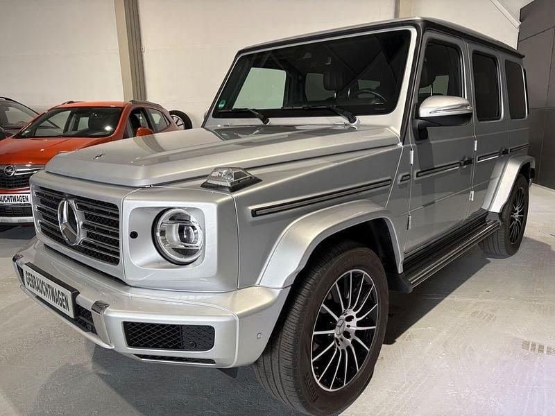 Silber Gebraucht 2023 Mercedes G400 SUV | 136.900 € (Fairer Preis) - Bild 1/4