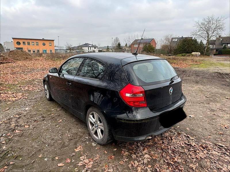 Gebraucht BMW 116 116 PS (85 kW) 2010 Kleinwagen