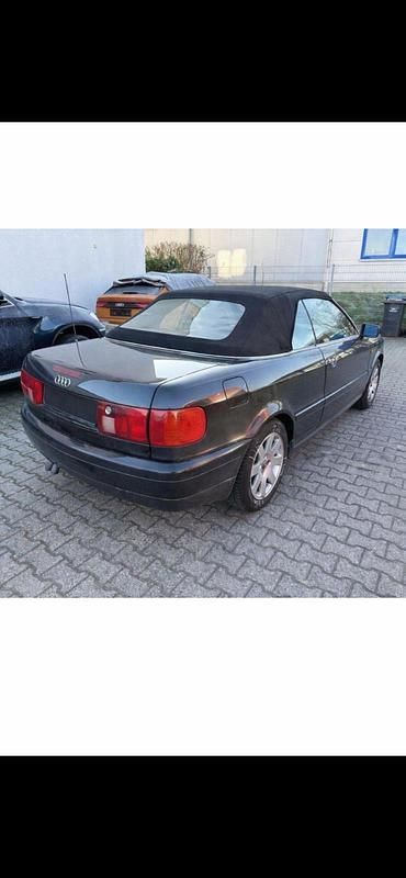 Gebraucht Audi Cabriolet 90 PS (66 kW) 2000 Schwarz Cabrio