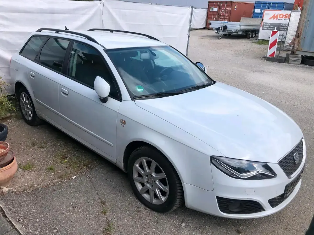 Gebraucht Seat Exeo 150 PS (110 kW) 2013 Weiß Kombi