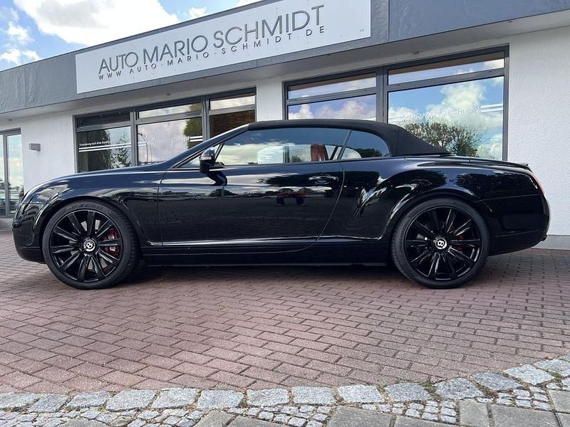 Schwarz Gebraucht 2011 Bentley Continental GT Convertible Mulliner Cabrio | 58.450 € (Etwas zu teuer) - Bild 1/4