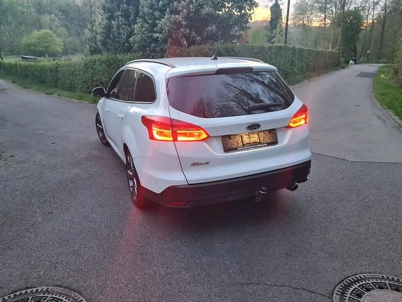 Second-hand Ford Focus 150 CP (110 kW) 2017 Alb Break