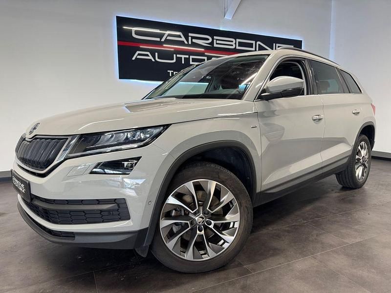 Grau Gebraucht 2021 Skoda Kodiaq Clever SUV | 25.790 € (Fairer Preis) - Bild 1/4
