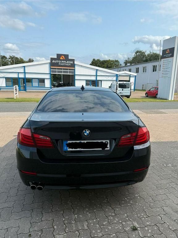 Usata BMW 525 218 CV (160 kW) 2012 Nero Berlina