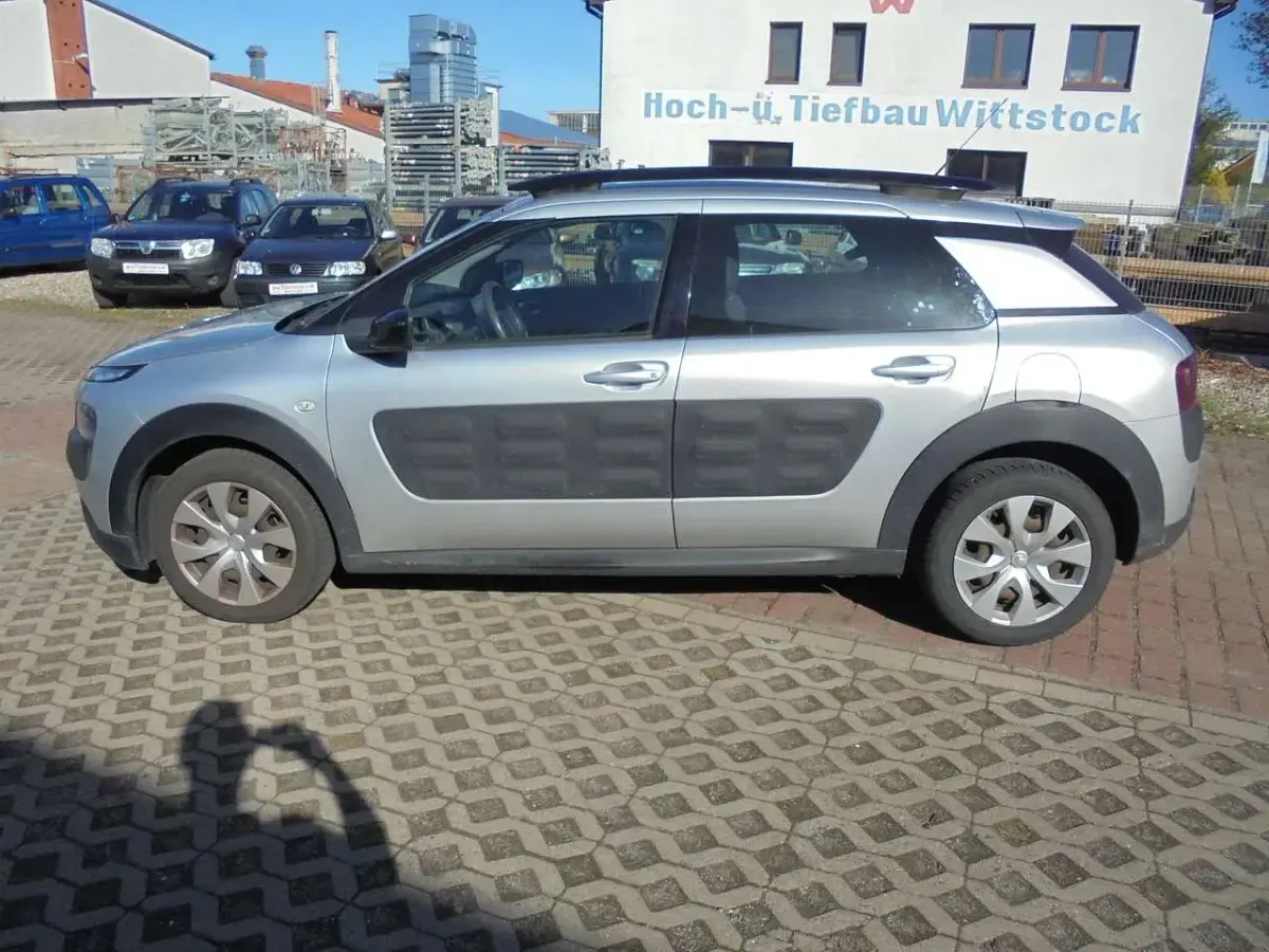 Gebraucht Citroën C4 Cactus 92 PS (67 kW) 2015 Silber Kleinwagen
