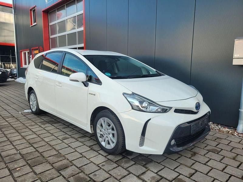 Weiß Gebraucht 2018 Toyota Prius+ Comfort Van / Kleinbus | 11.800 € (Superpreis) - Bild 1/4