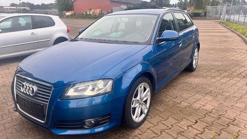 Blau Gebraucht 2009 Audi A3 Limousine | 4.350 € (Guter Preis) - Bild 1/4