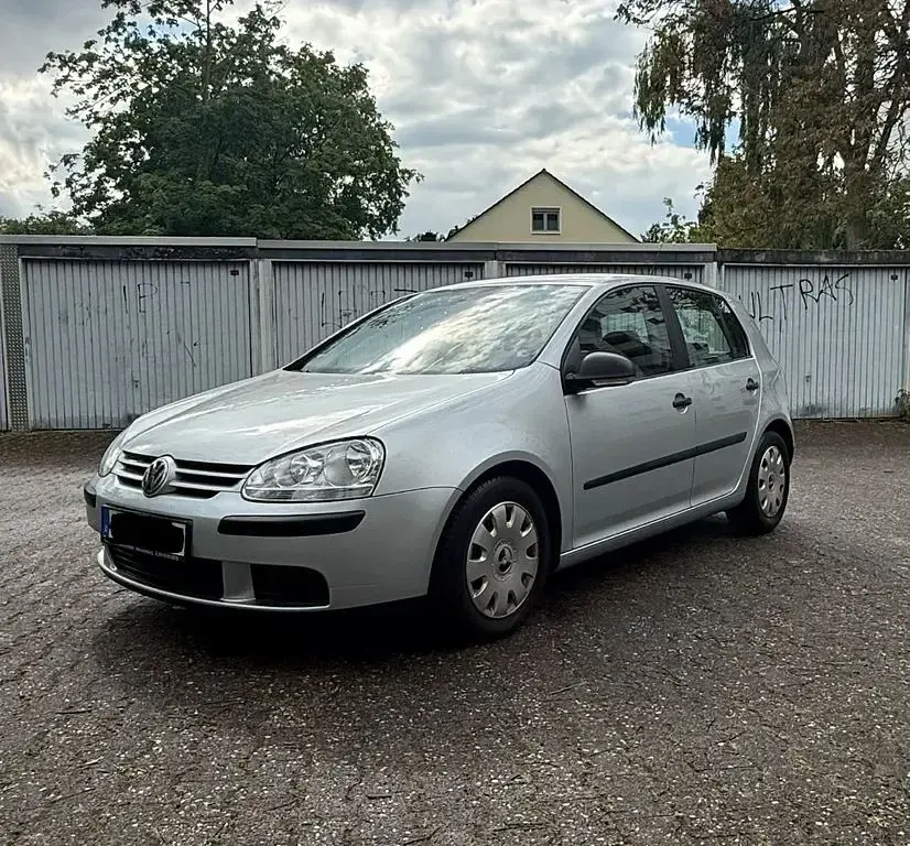 Gebraucht VW Golf VI Trendline 102 PS (75 kW) 2008 Silber Kleinwagen
