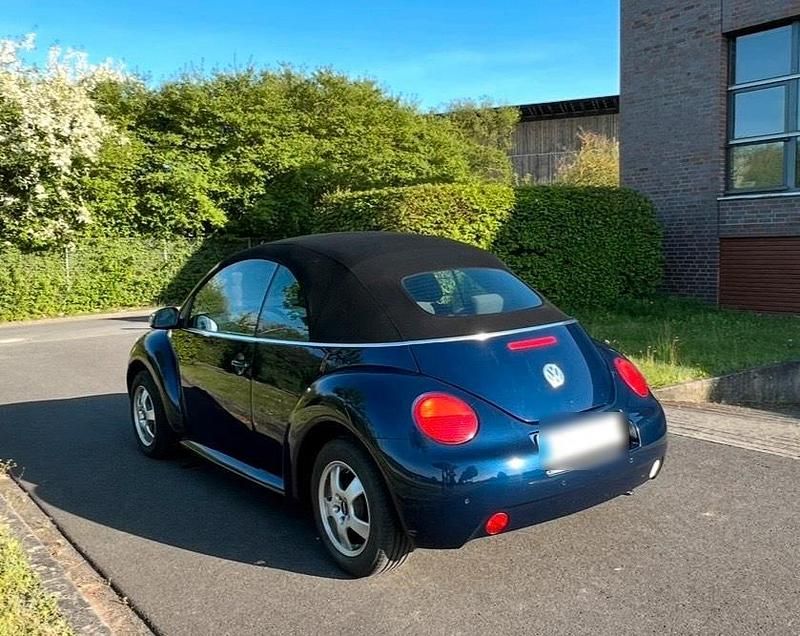 Gebraucht VW New Beetle Highline 116 PS (85 kW) 2005 Blau Kleinwagen