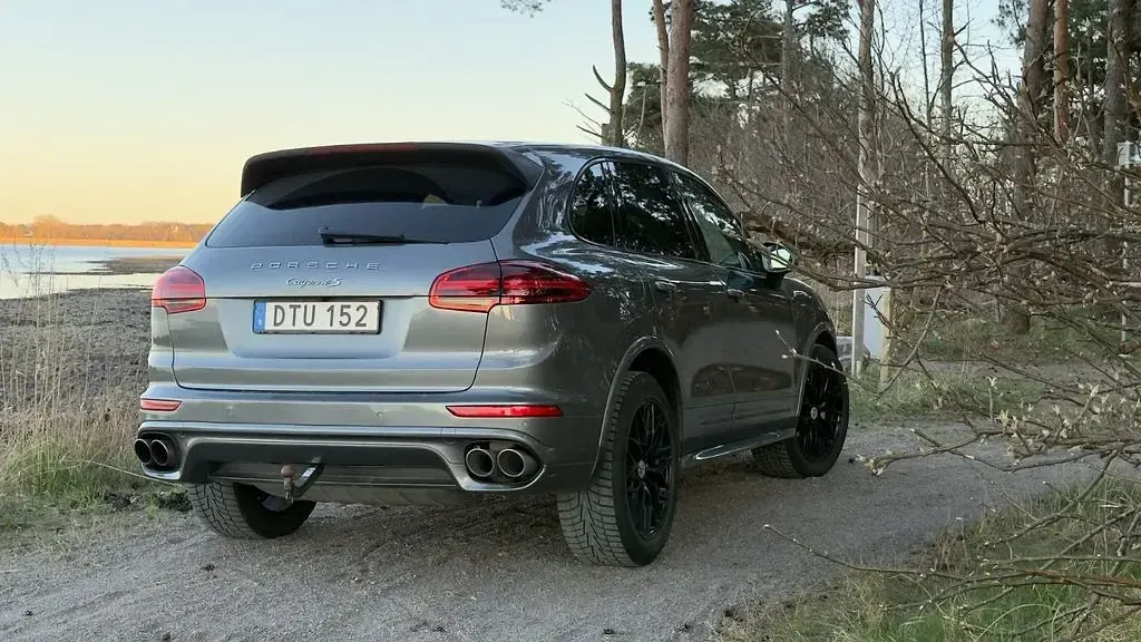 Gebraucht Porsche Cayenne S 385 PS (283 kW) 2015 Silber SUV