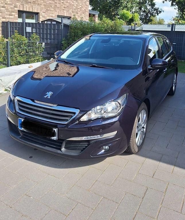 Blau Gebraucht 2017 Peugeot 308 Active Kombi | 6.200 € (Superpreis) - Bild 1/4