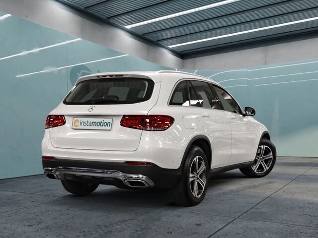 Gebraucht Mercedes GLC220 194 PS (142 kW) 2020 Weiß SUV