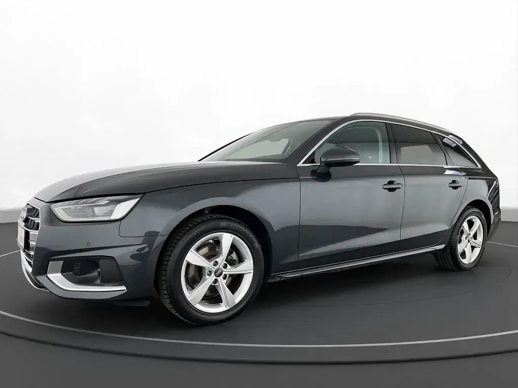 Gebraucht Audi A4 Advanced 136 PS (100 kW) 2024 Grau Kombi