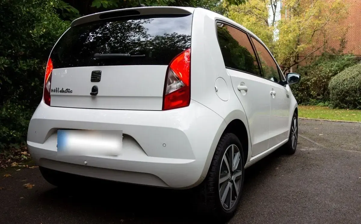 Gebraucht Seat Mii Electric 61 kW (83 PS) 2021 Weiß Kleinwagen