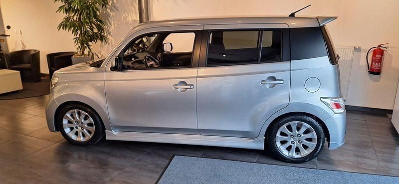 Gebraucht Daihatsu Materia 103 PS (75 kW) 2008 Silber Van / Kleinbus