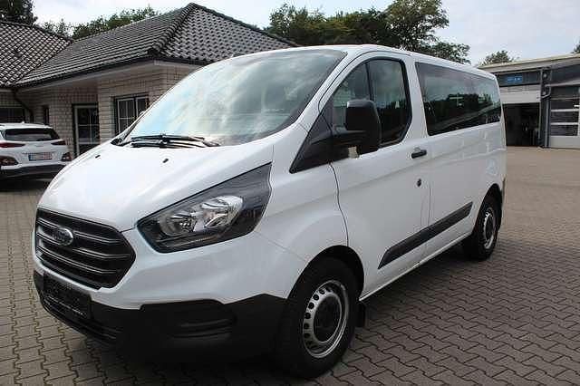 Weiß Gebraucht 2021 Ford Transit Custom Kombi | 26.770 € - Bild 1/4