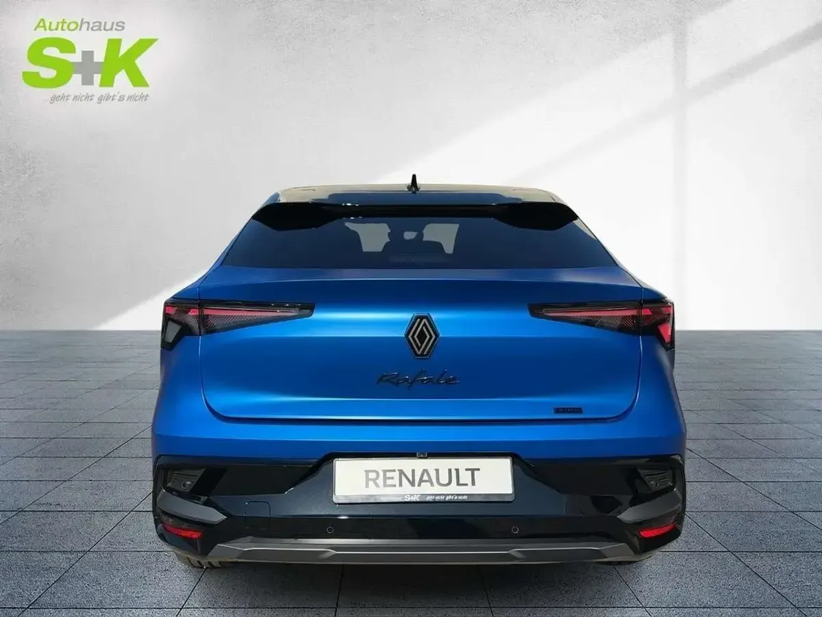 Używany Renault Rafale 300 KM (220 kW) 2025 Niebieski SUV