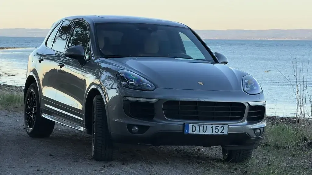 Gebraucht Porsche Cayenne S 385 PS (283 kW) 2015 Silber SUV