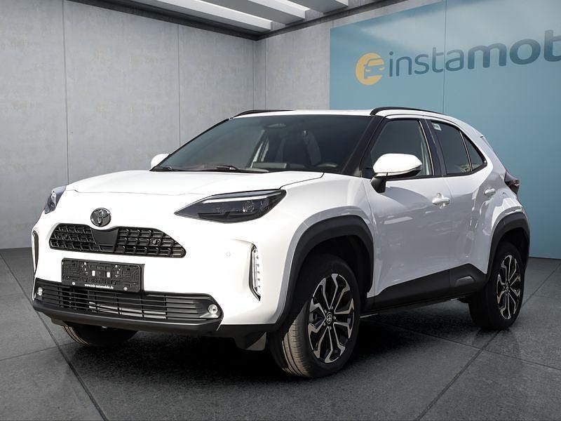 Weiß Neu 2025 Toyota Yaris Cross SUV | 30.749 € - Bild 1/4