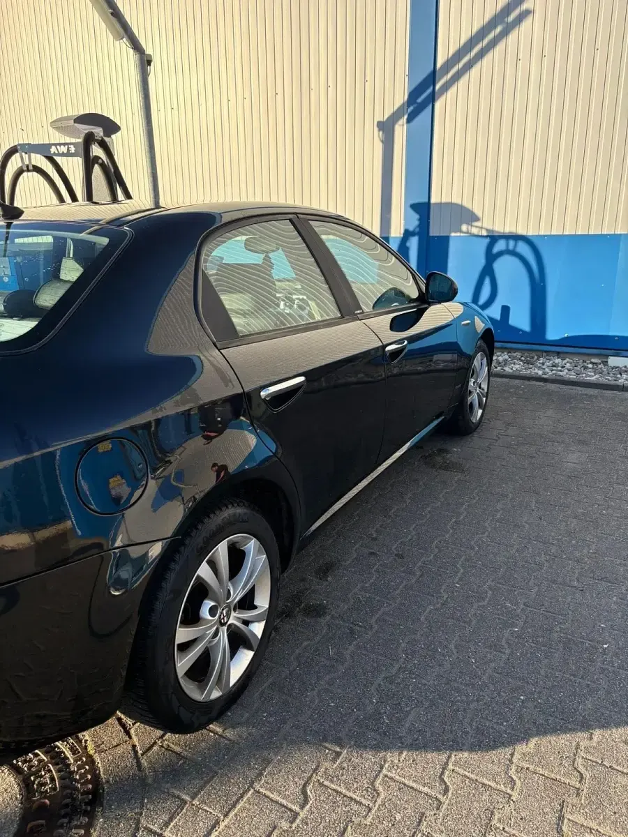 Gebraucht Alfa Romeo 159 150 PS (110 kW) 2006 Schwarz Limousine