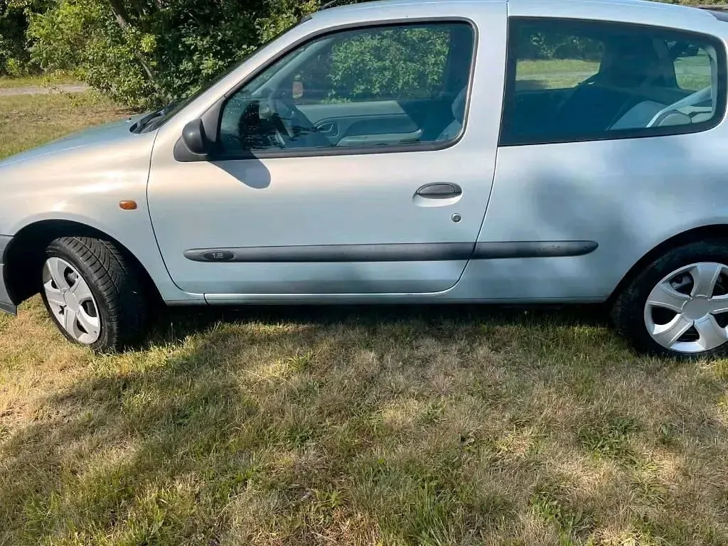 Gebraucht Renault Clio II 58 PS (42 kW) 1998 Grau Kleinwagen