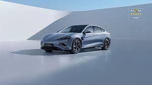 Neu BYD Seal Design 230 kW (313 PS) 2026 Grau Limousine