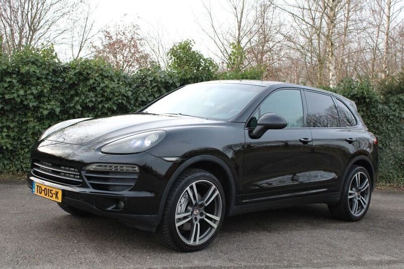 Gebraucht Porsche Cayenne 400 PS (294 kW) 2010 Schwarz SUV
