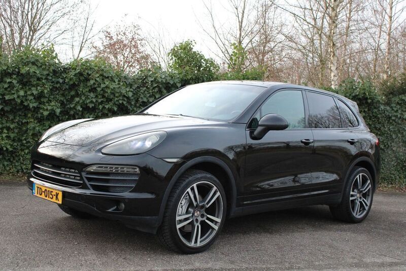 Schwarz Gebraucht 2010 Porsche Cayenne SUV | 18.950 € - Bild 1/4