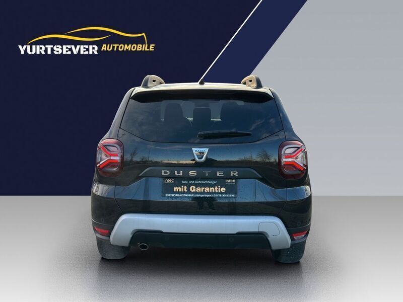 Gebraucht Dacia Duster Prestige 101 PS (74 kW) 2022 Perlmuttschwarz SUV