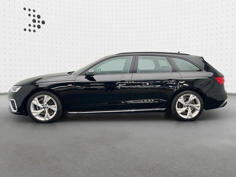 Second-hand Audi A4 S-Line 136 CP (100 kW) 2022 Negru Break