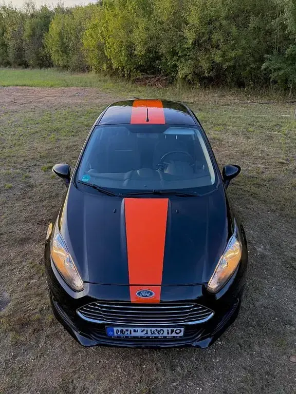 Gebraucht Ford Fiesta SYNC Edition 101 PS (74 kW) 2014 Schwarz Kleinwagen
