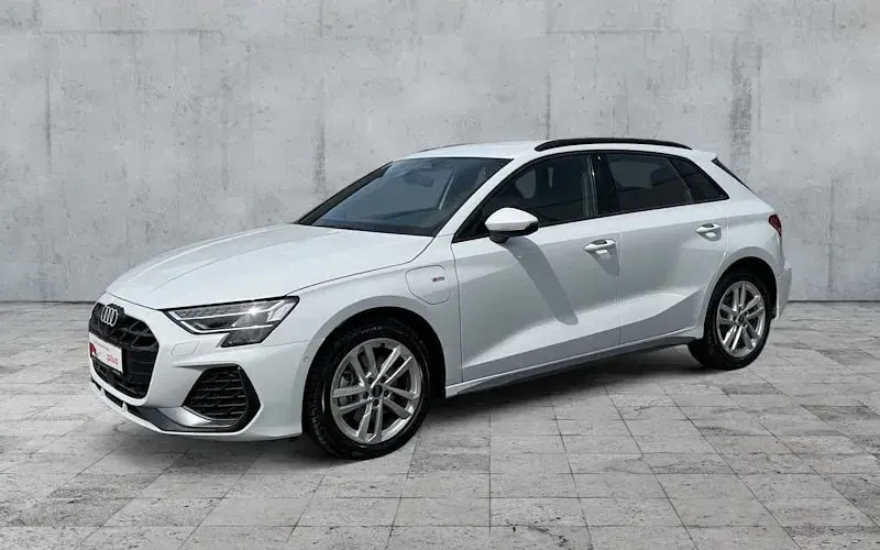 Gebraucht Audi A3 S-Line 204 PS (150 kW) 2025 Weiß Limousine