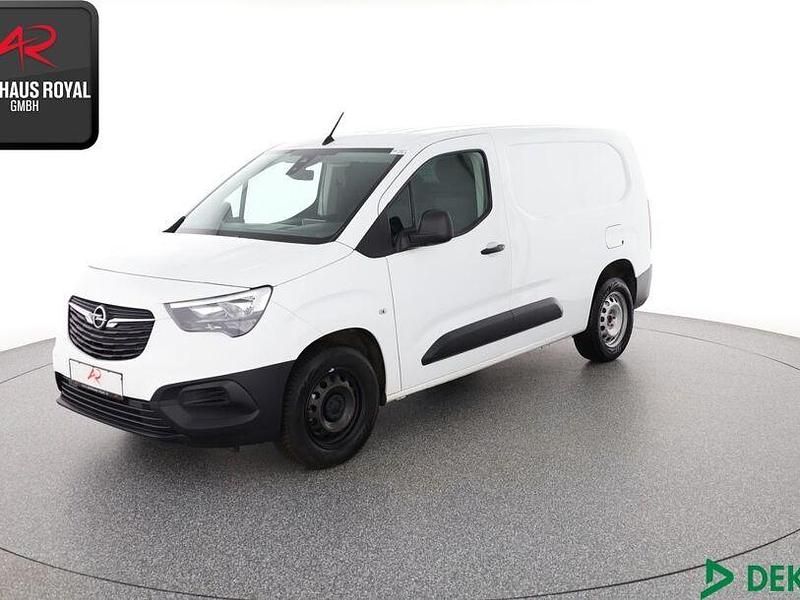 Weiß Gebraucht 2022 Opel Combo Van / Kleinbus | 14.880 € (Guter Preis) - Bild 1/4