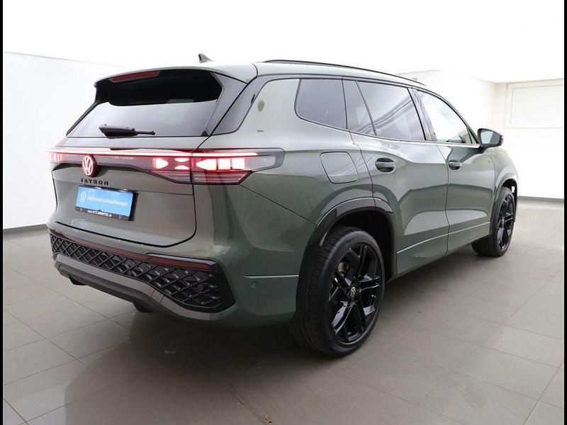 Gebraucht VW Tayron Style 265 PS (194 kW) 2025 Cipressinogrün (green), metallic SUV